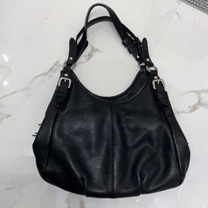 Danier Leather Handbag Pebbled Slouch Shoulder Bag.  EUC.